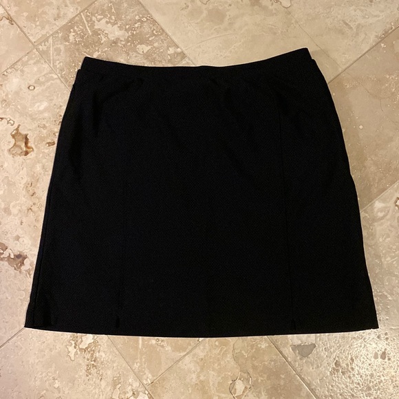 MONTERREY CLUB GOLF SKORT - Picture 1 of 3